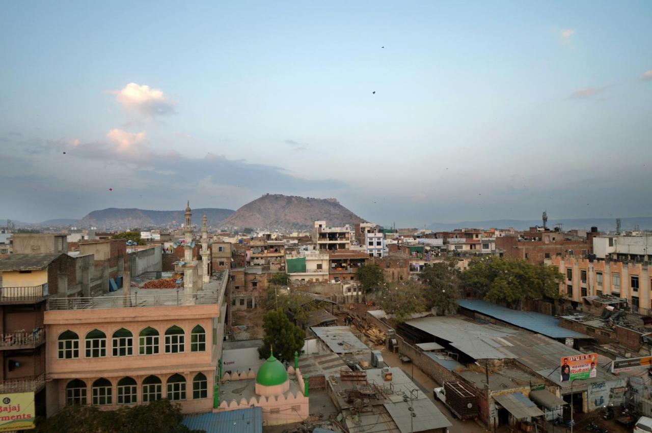 Hotel Rashika Palace Near Sindhi Camp Bus Stand, Джайпур Екстер'єр фото